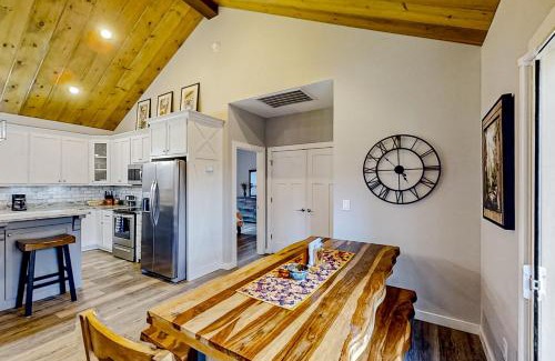 Tarheel House | Holly Hill