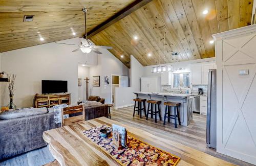 Tarheel House | Holly Hill
