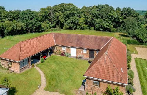 Ravenshead House | Holly Lodge Country Guest House