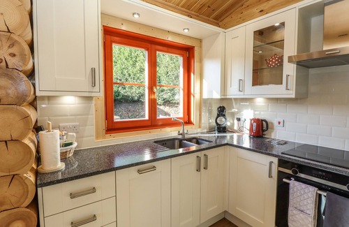 Greetham Cottage | Holly Lodge