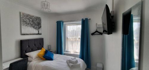 Weston-super-Mare House | Holly Lodge