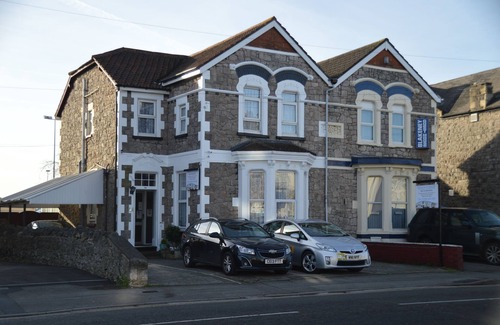 Weston-super-Mare Apartment | Holly Lodge