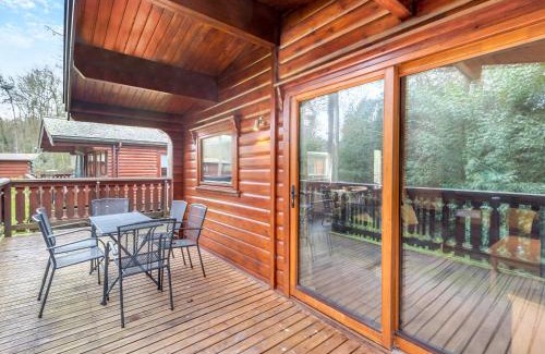 Kenwick House | Holly Lodge - Uk37185