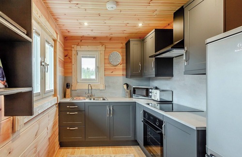 York Ski Chalet | Holly Tree Lodge Accessible
