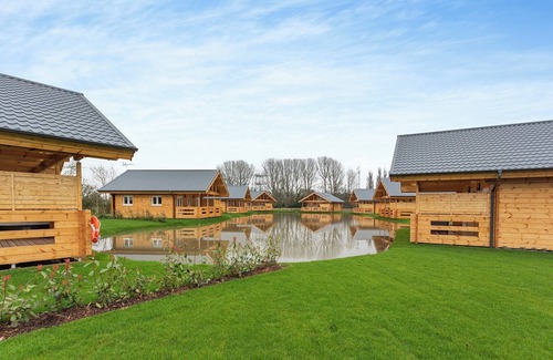 York Ski Chalet | Holly Tree Lodge Accessible