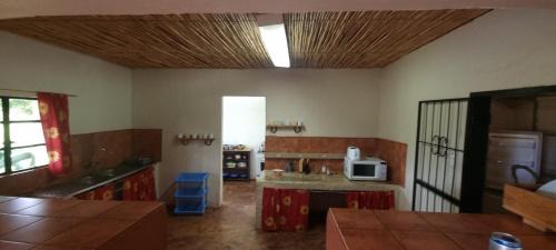 Hartbeespoort House | Hollybrooke Adventure Farm