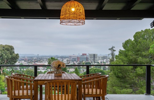 Los Feliz House | Hollyvista Oasis
