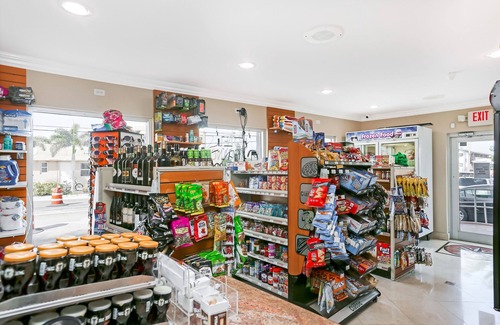 Hollywood Apartment | Hollywood Beach Flamingo