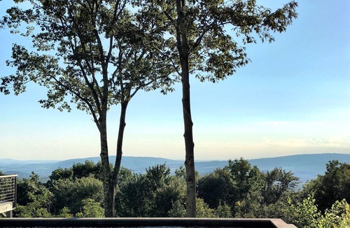 Hillsdale House | Hollywood Hills in the Berkshires