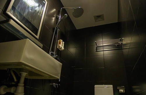 Taman Teh Teng Seng Hotel | Hollywood Hotel