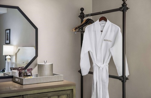 East Hollywood Hotel | Hollywood Hotel