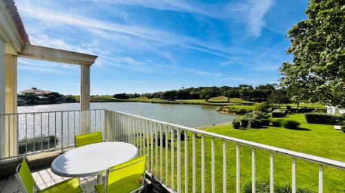 Saint-Jean-de-Monts Apartment | Hollywood, piscine, lac et golf
