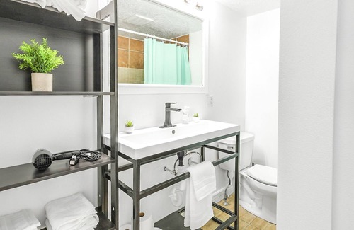 Liberty Wells House | Hollywood - Private House Close to Downtown