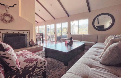 Hollywood Hills Villa | Hollywood Sign View Villa
