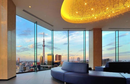 Kaminarimon Hotel | Hollywood Twin hotel in beautiful Taito City with WiFi, AC, fitness room