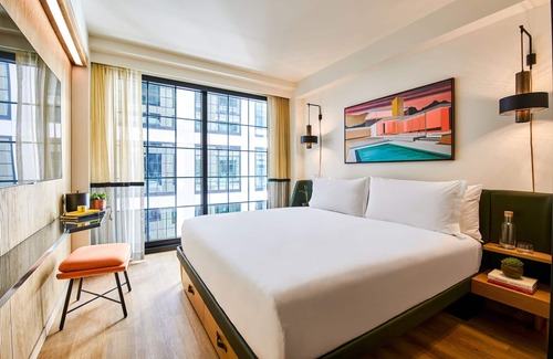 Hollywood Hotel | HOLLYWOOD VOLUME, a Tribute Portfolio Hotel