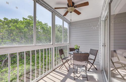 Holmes Beach House | Holmes Beach Condo Near Anna Maria Pool Access!