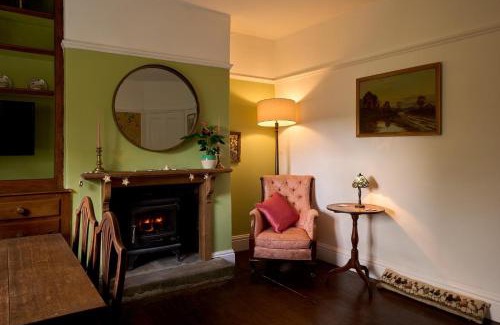 Haworth House | Holmes Cottage in the heart of Haworth