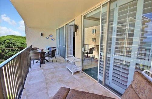 Kahana Apartment | Hololani Resort