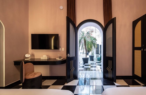 Centro Hotel | HOLT's Hotel De Mi Independencia