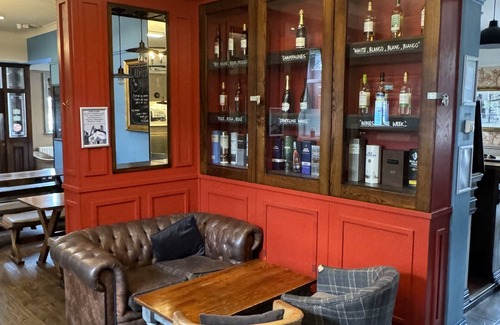 Newcastle-upon-Tyne Hotel | Holystone Bar and Restaurant