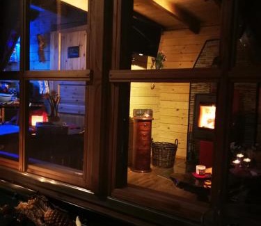 Wuthenow House | Holzhaus Waldwichtel am Wald und See