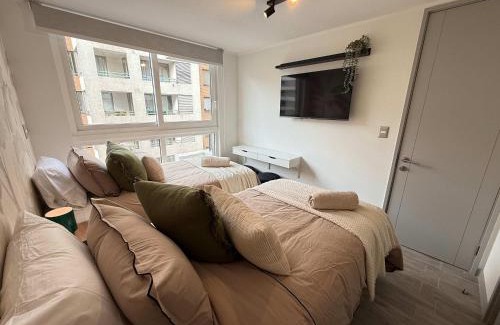 Downtown Santiago Apartment | HOM I Depto con Parking 2D2B 5PAX MovistarArena