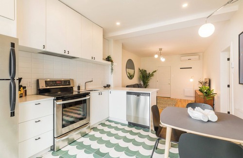 Hochelaga-Maisonneuve Apartment | HOMA-Comfort&Style-1BR-Spacious-Natural Light-FeelHome-A/C-SelfCheckIn-Metro