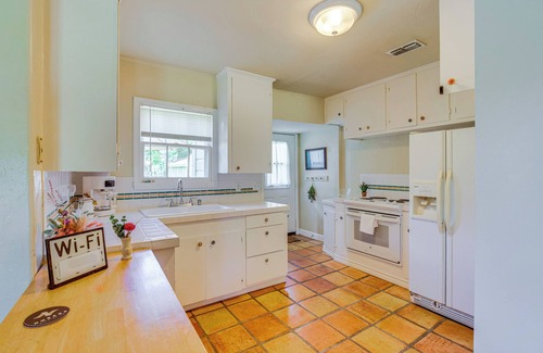 Del Mar House | Home < 2 Mi to McGee Beach & Cole Park!