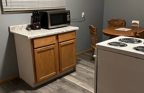 Phillips County House | Home`305 Agra Lodge, House/Garage Over 1,300 Sq.Ft