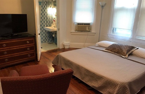 Norwood Apartment | Home 4 Now "Just 4 U"
