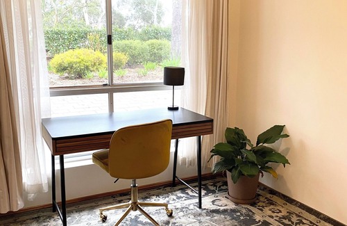 Crafers West House | Home among the gum trees, just 15 minutes from city centre