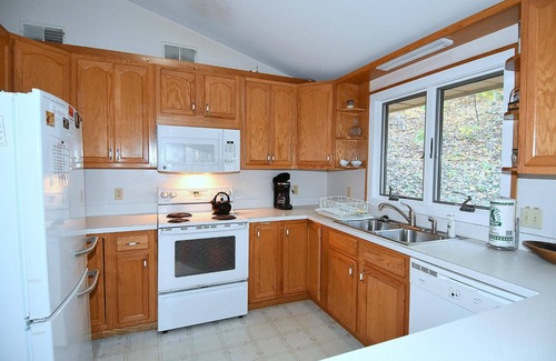 Berkeley Springs Cottage | Home at Last - Gather Here!
