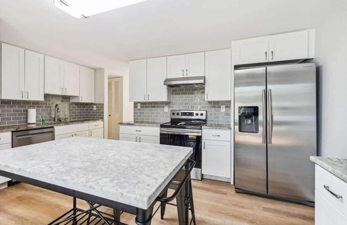 Severna Park House | Home Away From Home S