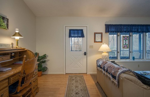 Brevard House | Home Away From Home | 3 Bed, 2 Bath