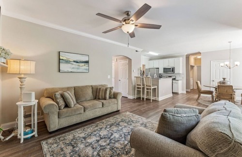 Paw Creek House | Home Away From Home - 5BRs-7 beds 3 full baths! 10 minutes to Whitewater!