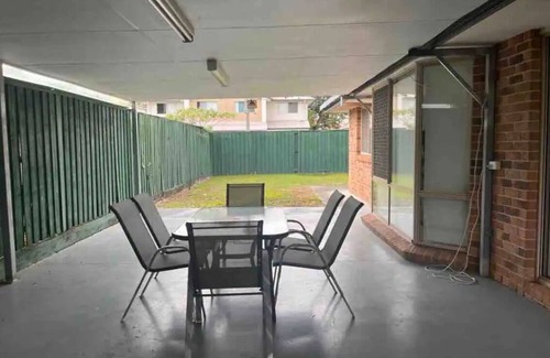 Calamvale House | Home away from Home