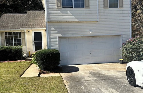 Jonesboro House | Home away from Home by the Atlanta Motor Speedway 🏎️🏎️ 🏁