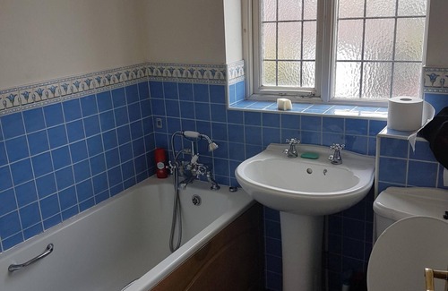 Colchester House | Home away from Home Stress free, Relax and Enjoy