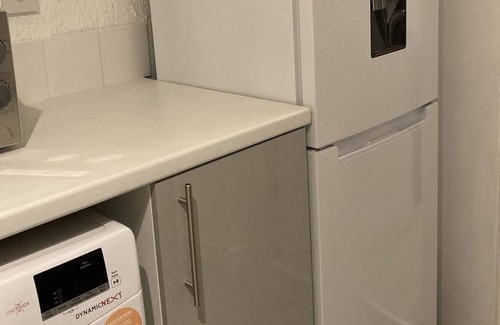 Liverpool House | Home away from Home: welcoming 2 bed whole house in North Liverpool near Aintree