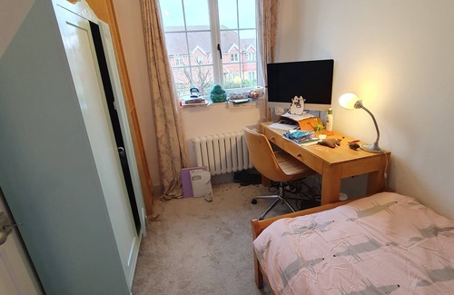 Woking Bed & Breakfast | Home away from home