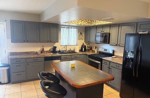 Highland Hills House | Home away from home in delightful Henderson with AC