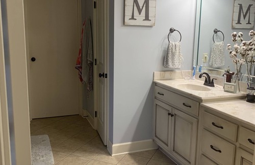 Northport House | Home away from home in quiet neighborhood