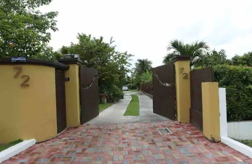 Molynes Gardens House | Home Away From Home