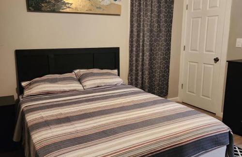 Peoria House | Home Away From Home Near OSF/ Several Hospitals