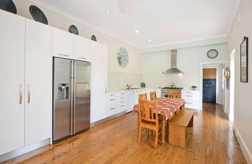 Randwick House | Home away from home: renovated 1920s heritage house