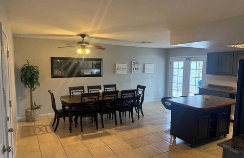 Highland Hills House | Home away from home S