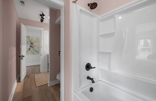 East Ridge House | Home Away from Home: Luxe Mid-Term Rental in Chatt