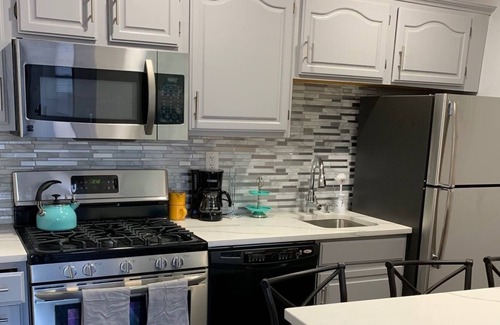 Livingston Apartment | HOME AWAY FROM HOME IN LIVINGSTON NJ