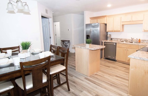 North Northwest Pensacola House | Home Away from Home